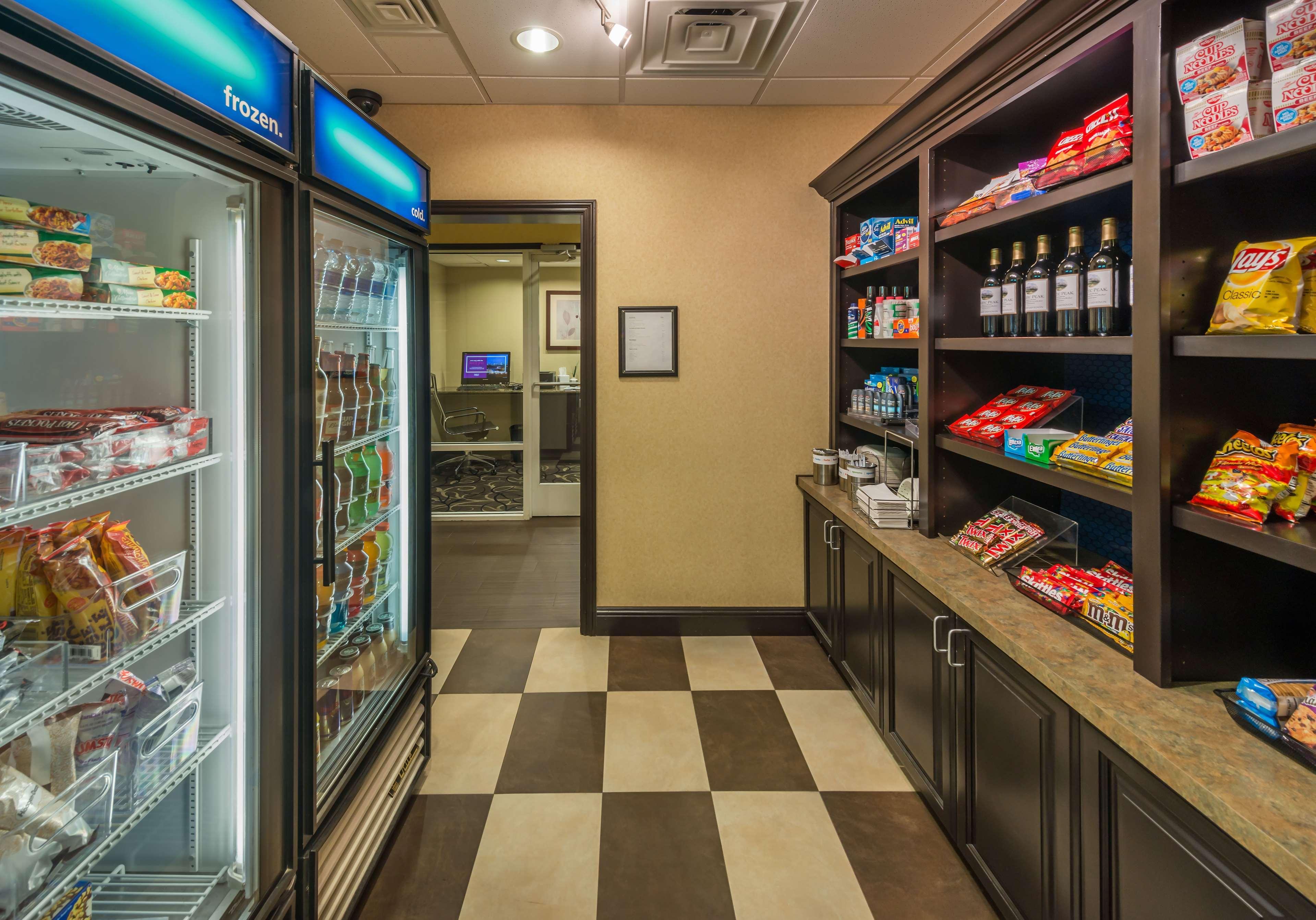 Hampton Inn&Suites Reno Extérieur photo