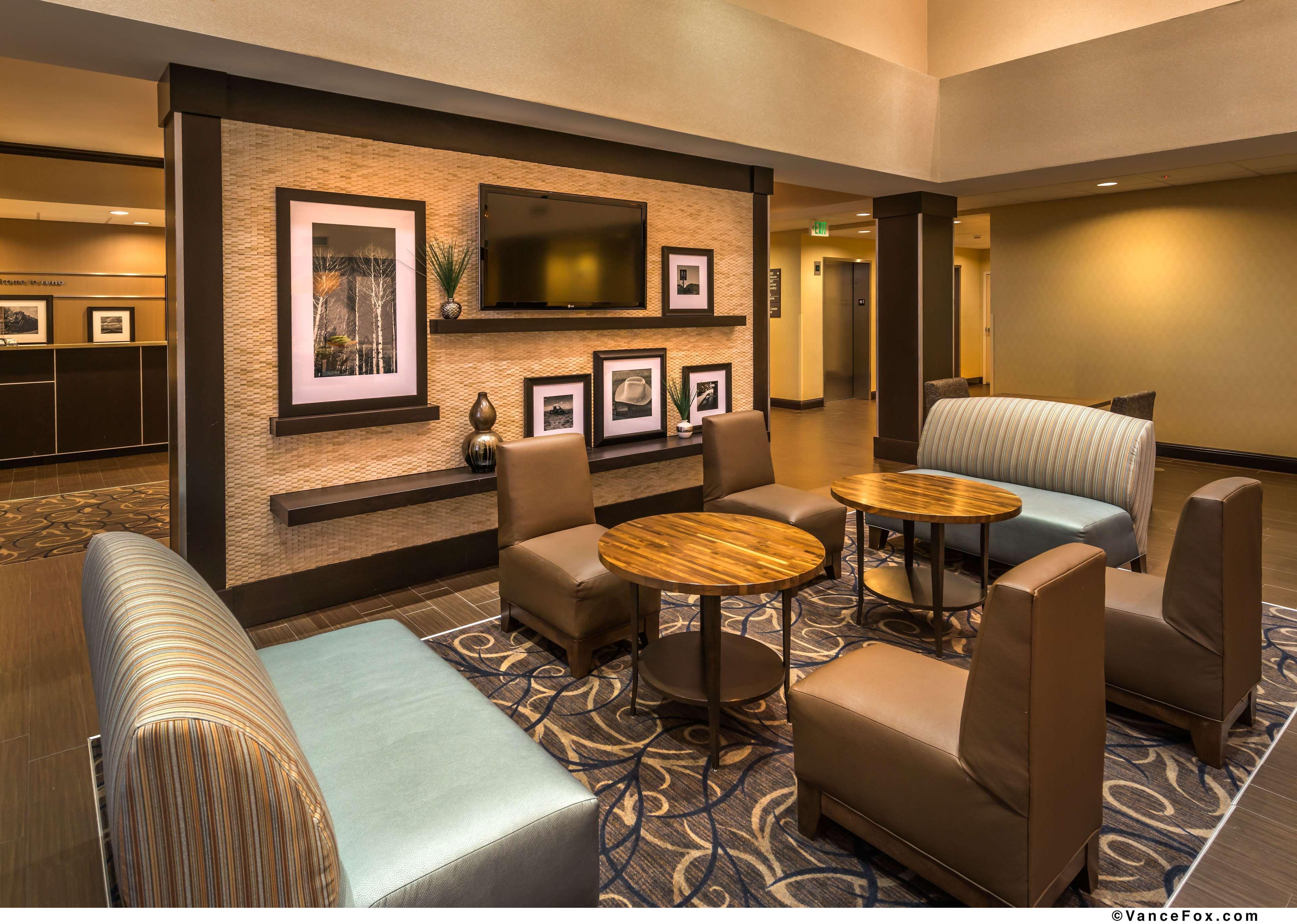Hampton Inn&Suites Reno Extérieur photo