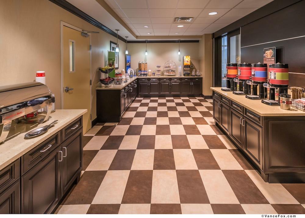 Hampton Inn&Suites Reno Extérieur photo